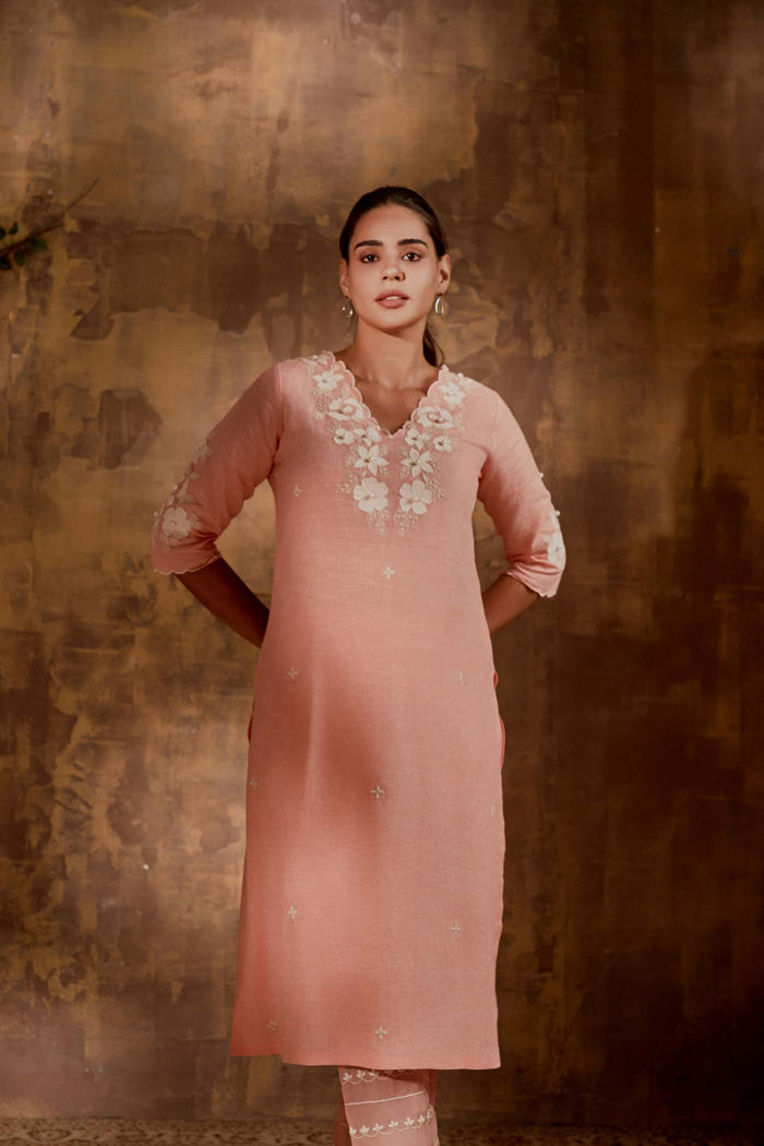 YELLOW LINEN EMBROIDERED KURTA PANT SET