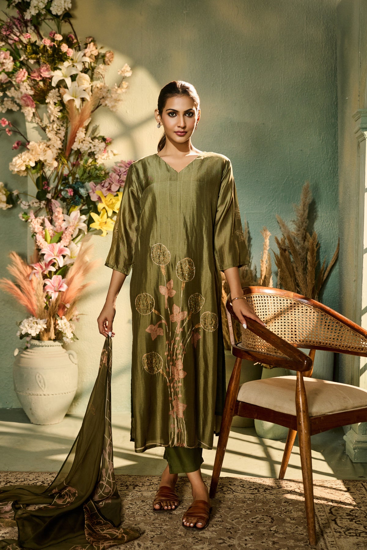 GREEN PRINTED SILK EMBROIDERED KURTA SET | Nishly Fashion House