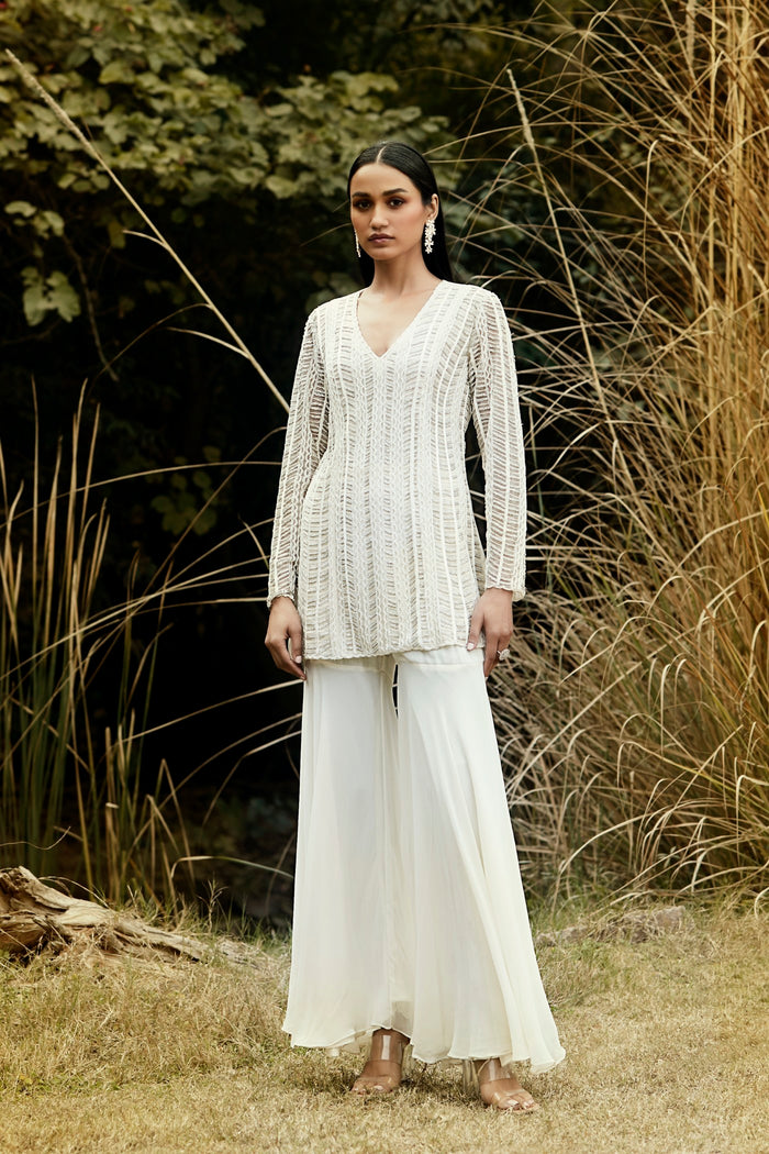 IVORY EMBROIDERED SHARARA SET