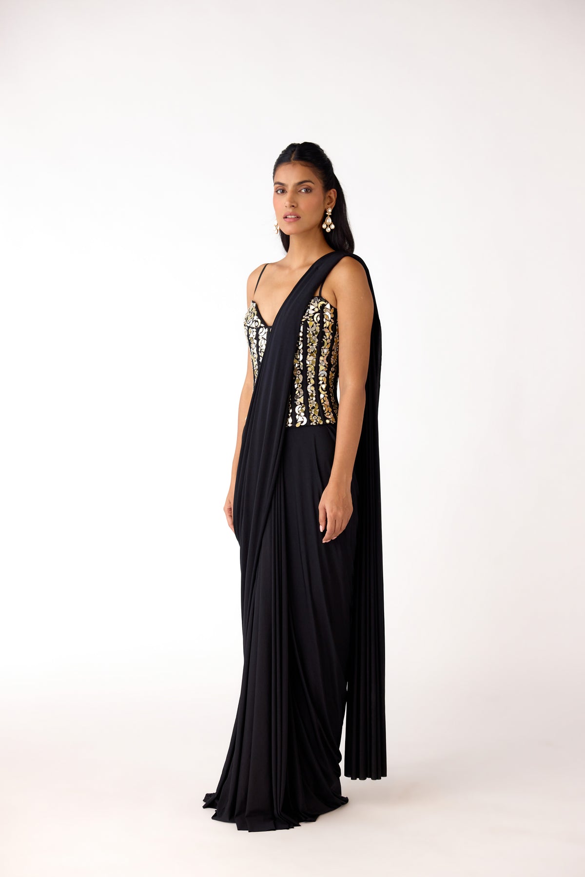 EMBELLISHED BLACK CORSET PRE DRAPED SAREE SET