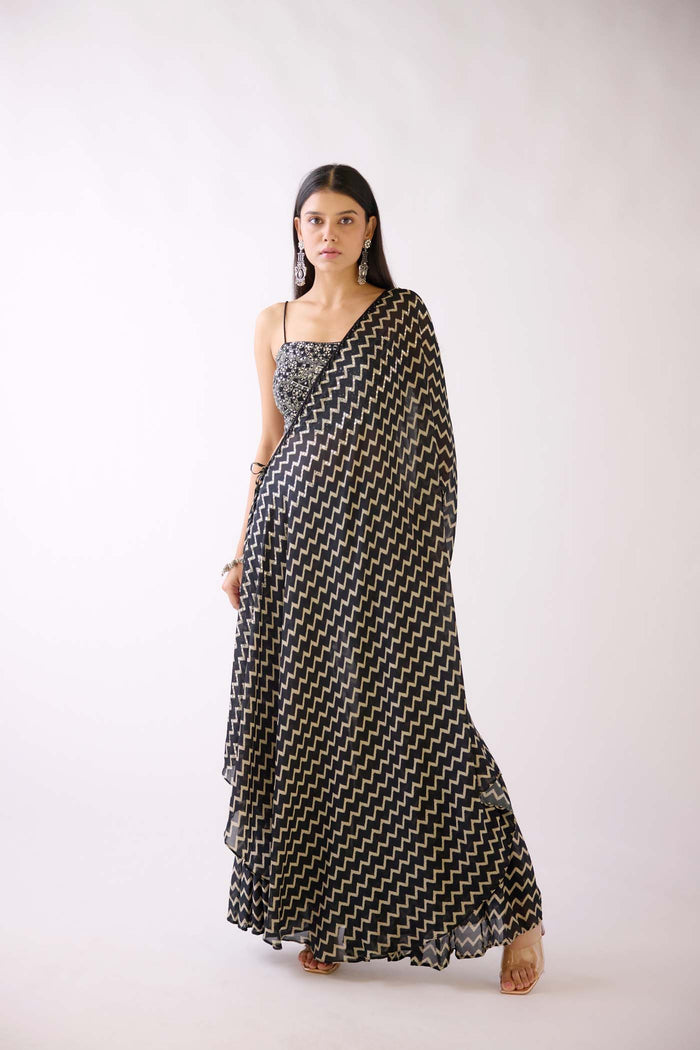 BLACK SHARARA SET WITH CAPE