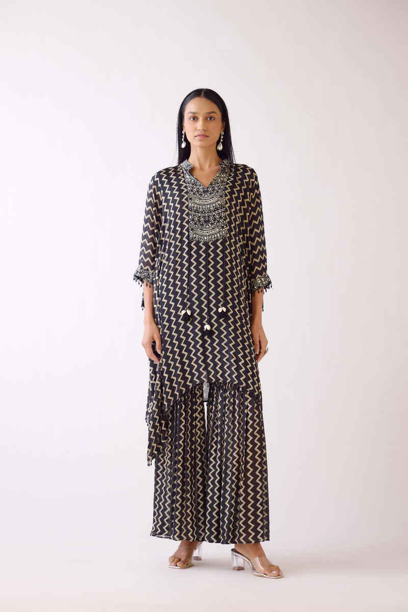 BLACK EMBROIDERED KAFTAN SET