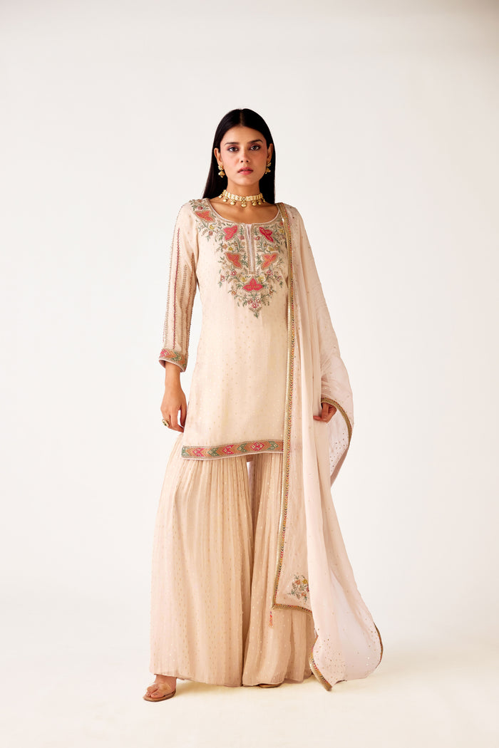 IVORY EMBROIDERED TISSUE SILK SUIT