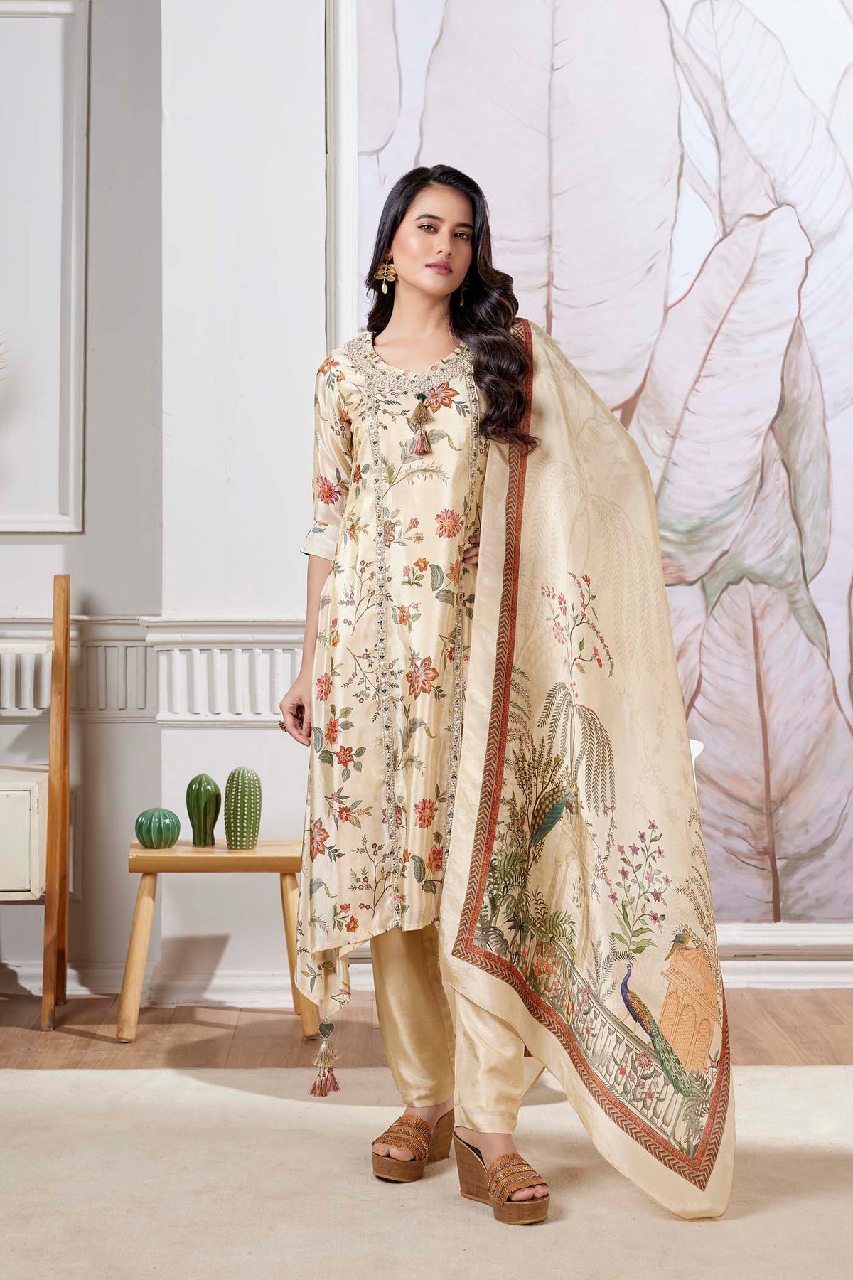 CREAM TISSUE SILK MIRROR EMBROIDERED KURTA PANT SET WITH DUPATTA