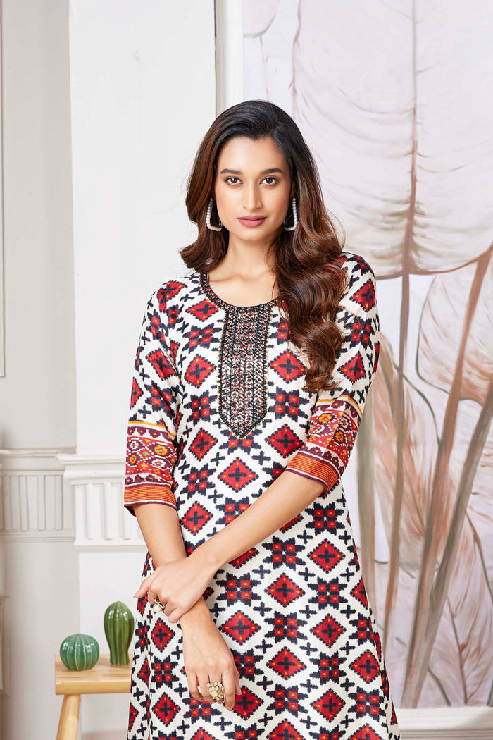WHITE SILK PATOLA PRINT KURTA PANT SET