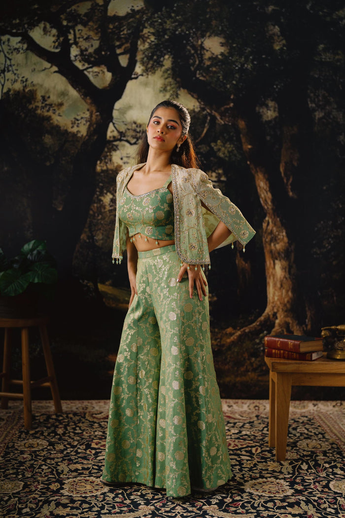 GREEN EMBROIDERED BANARASI SHORT CAPE SET | Nishly Fashion House