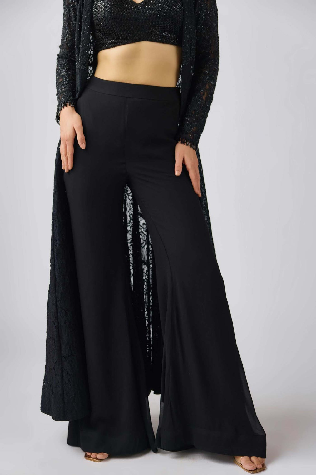BLACK GEORGETTE EMBROIDERED CAPE SET