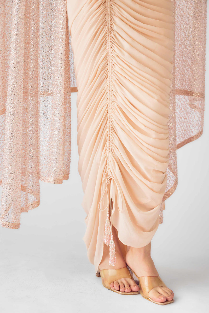 CONTEMPORARY PEACH INDOWESTERN CAPE SET WITH INTRICATE EMBROIDERY