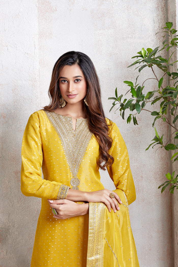 YELLOW TISSUE EMBROIDERED KURTA SET WITH DUPATTA