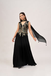 BLACK EMBROIDERED SHARARA SET WITH INTRICATE EMBROIDERY