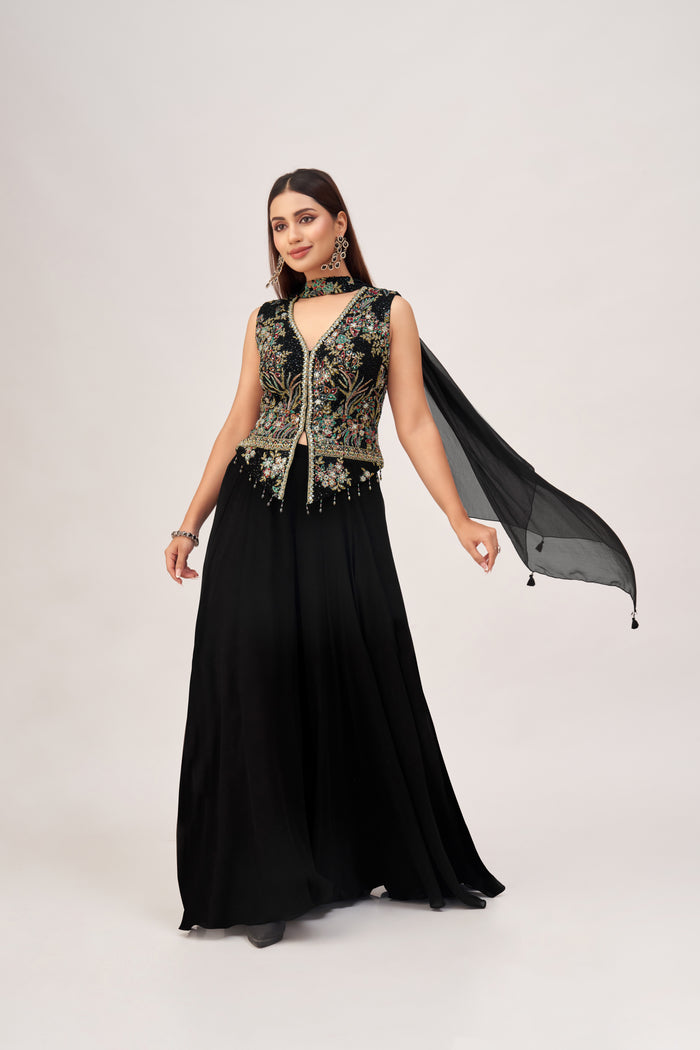 BLACK EMBROIDERED SHARARA SET WITH INTRICATE EMBROIDERY