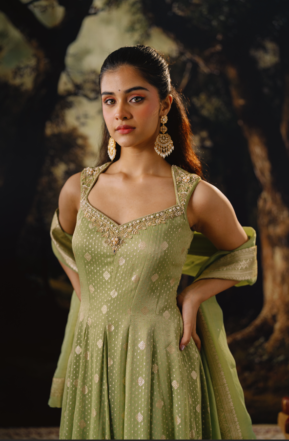 GREEN TISSUE SILK ZARDOSI EMBROIDERED ANARKALI SUIT SET