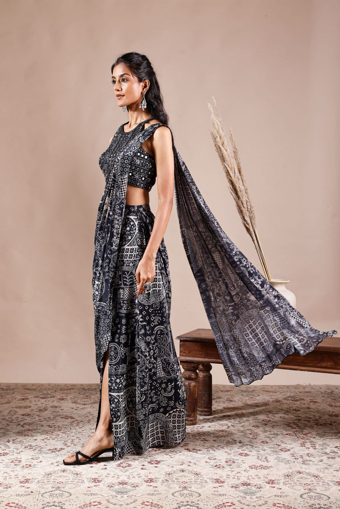 BLACK PRINTED READY TO WEAR SAREE WITH SLIT