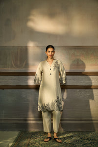 NATURAL THREAD EMBROIDERED SHORT LINEN KURTA SET
