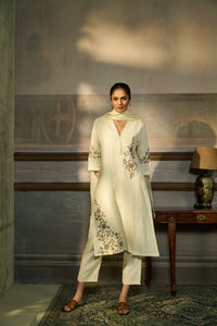 CREAM THREAD EMBROIDERED LINEN KURTA SET WITH DUPATTA